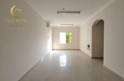 Apartment - 2 Bedrooms - 2 Bathrooms for rent in Muntazah 7 - Al Muntazah - Doha