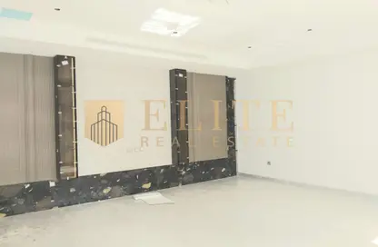 Villa - 7 Bedrooms - 7+ Bathrooms for rent in Al Kheesa - Al Kheesa - Umm Salal Mohammed