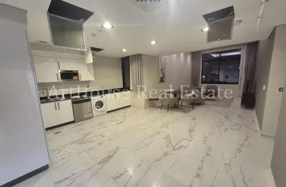 شقة - غرفة نوم - 2 حمامات للايجار في جنوب فوكس هيلس - فوكس هيلز - الوسيل