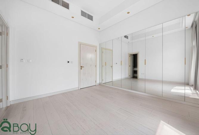 60167927 - Property Image 2