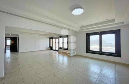 Apartment - 2 - 3 for rent in Tower 24 - Porto Arabia - The Pearl Island - Doha
