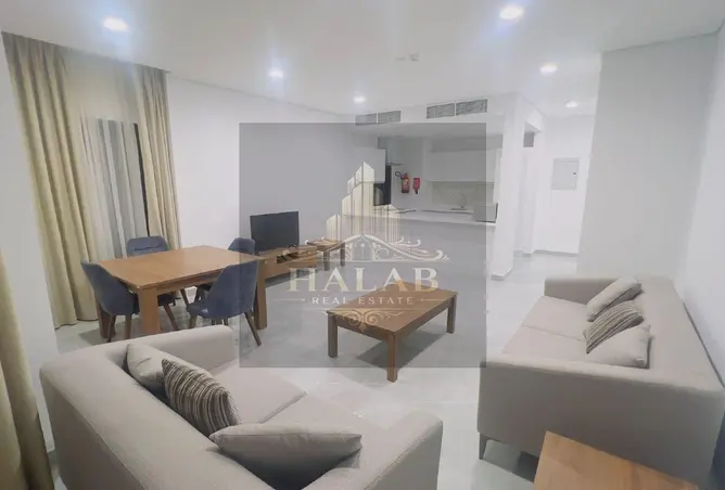 985166 - Property Image 2