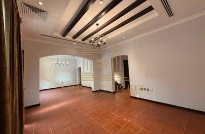 Villa - 4 Bedrooms - 5 Bathrooms for rent in D-Ring Road Flats - D-Ring - Doha