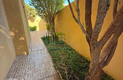 Villa - 4 Bedrooms - 5 Bathrooms for rent in D-Ring Road Flats - D-Ring - Doha