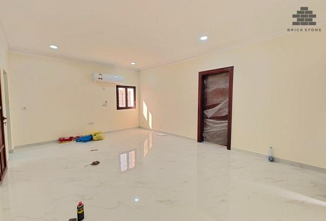 54149852 - Property Image 3