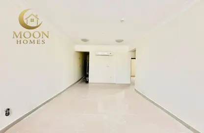 Apartment - 2 Bedrooms - 2 Bathrooms for rent in Umm Ghuwailina 4 - Umm Ghuwailina - Doha
