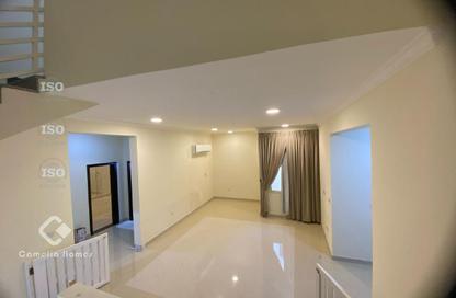 Villa - 5 Bedrooms - 6 Bathrooms for rent in New Salata - Salata - Doha
