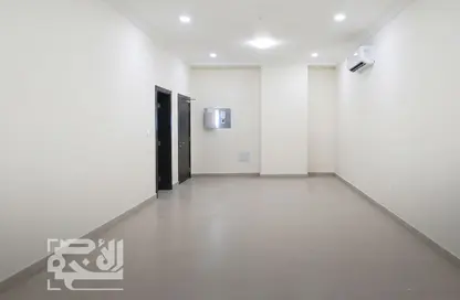 Apartment - 3 Bedrooms - 3 Bathrooms for rent in Fereej Bin Mahmoud North - Fereej Bin Mahmoud - Doha