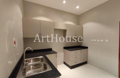Villa - 3 Bedrooms - 4 Bathrooms for rent in Bu Hamour Street - Abu Hamour - Doha