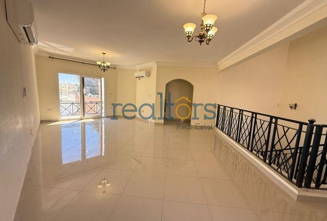 54927365 - Property Image 2