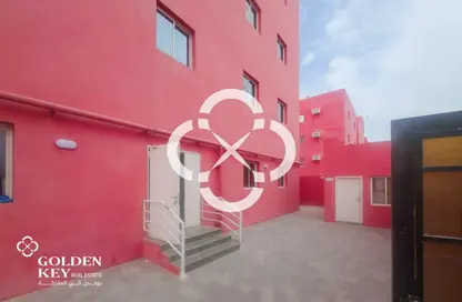 سكن عمال - استوديو - 8 حمامات للايجار في روضة راشد - طريق سلوى - الدوحة