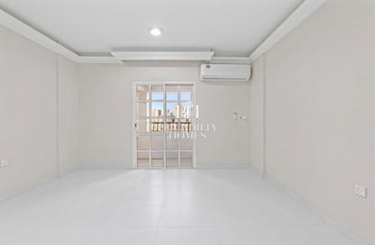Apartment - 2 Bedrooms - 1 Bathroom for rent in Kuwari Tower - Al Ghanim - Al Ghanim - Doha Apartment - 2 Bedrooms - 1 Bathroom for rent in Kuwari Tower - Al Ghanim - Al Ghanim - Doha