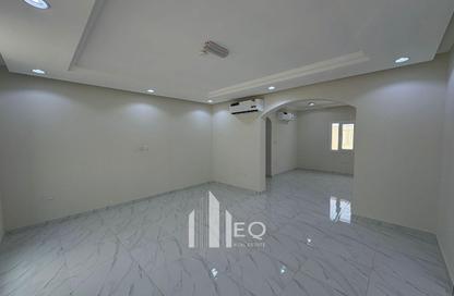 Compound - 4 Bedrooms - 4 Bathrooms for rent in La Verna Compound - Muraikh - AlMuraikh - Doha