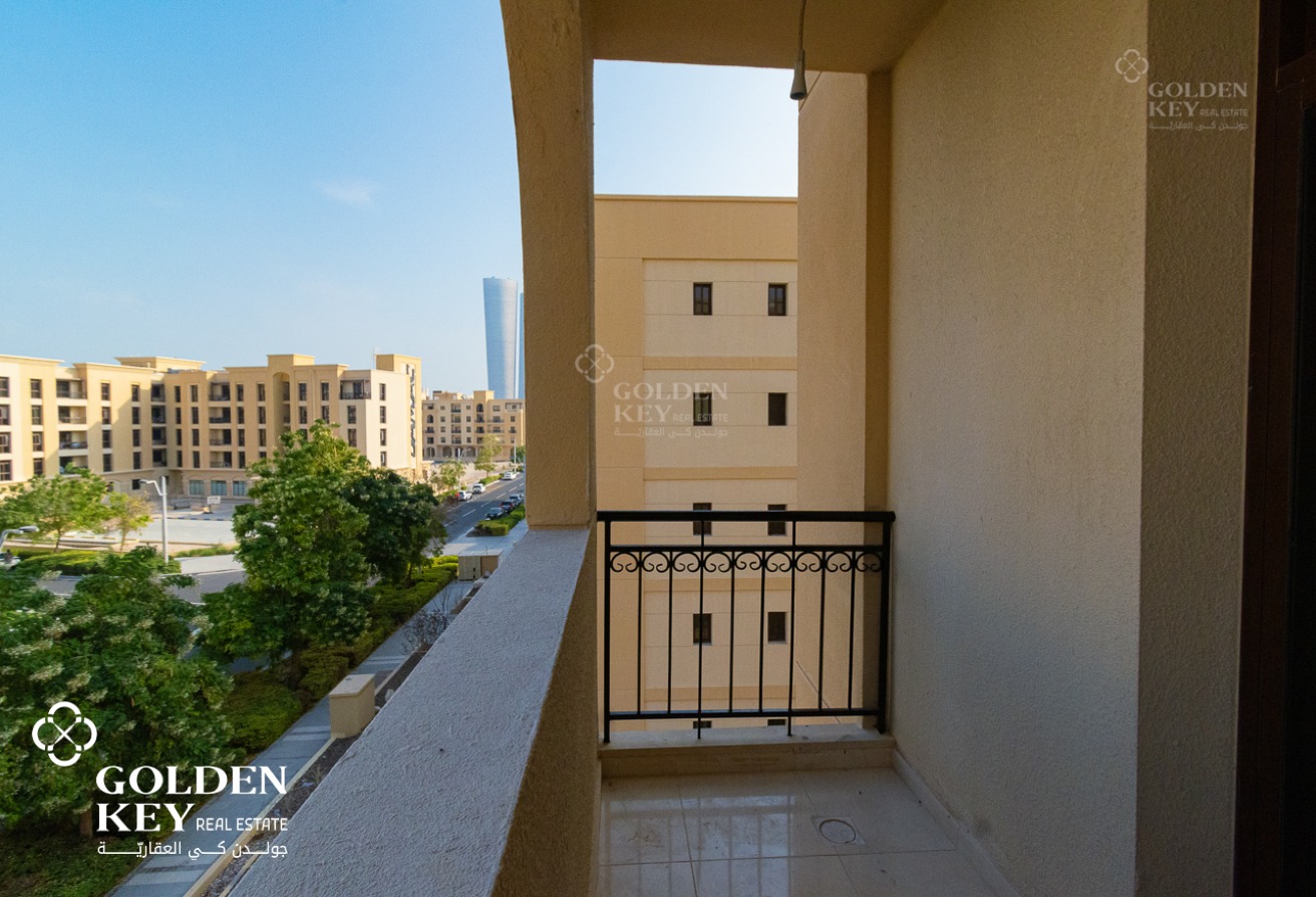 Move-in Ready | FF - 1BR with Balcony | Fox Hills