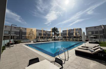 Compound - 3 Bedrooms - 4 Bathrooms for rent in Al Dana st - Muraikh - AlMuraikh - Doha