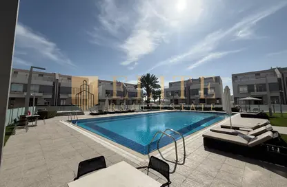 مجمع سكني - 3 غرف نوم - 4 حمامات للايجار في شارع الدانة - مريخ - المريخ - الدوحة