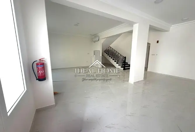 62748065 - Property Image 3