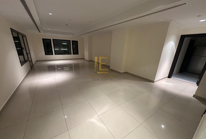 54592098 - صورة العقار 2