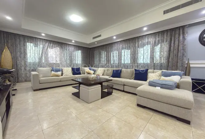 63131049 - Property Image 2