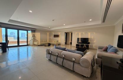 Apartment - 2 Bedrooms - 3 Bathrooms for rent in East Porto Drive - Porto Arabia - The Pearl Island - Doha
