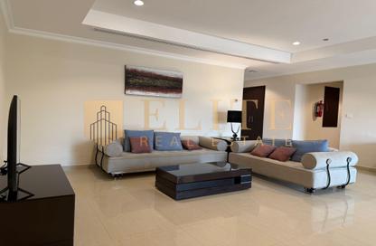 Apartment - 2 Bedrooms - 3 Bathrooms for rent in East Porto Drive - Porto Arabia - The Pearl Island - Doha