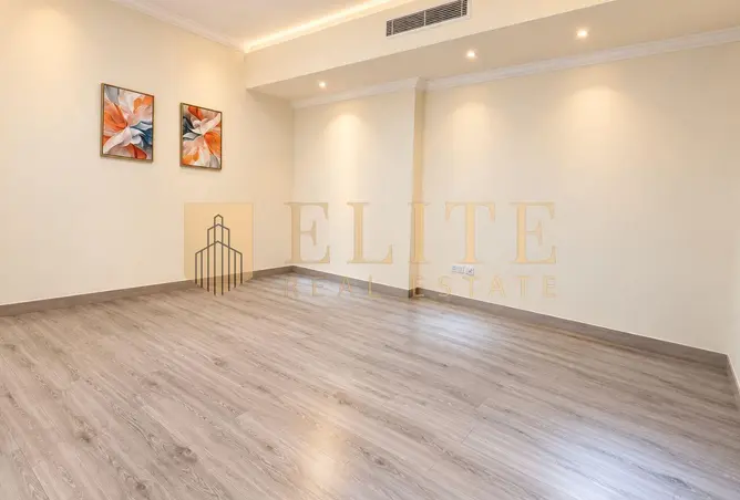 62693210 - Property Image 2