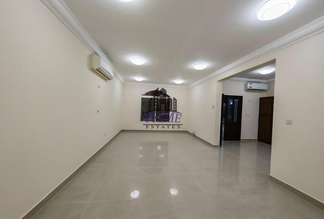 61675420 - Property Main Image