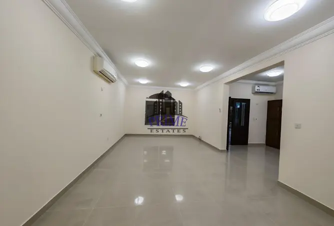 61675420 - Property Image 2
