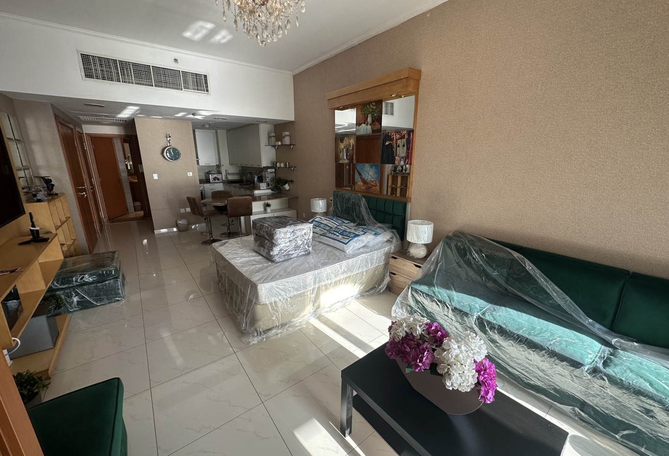 Studio Including Bills With Wifi Full Sea View thumbnail 5