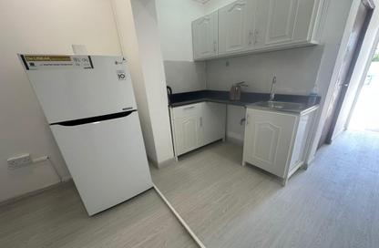 Apartment - Studio - 1 Bathroom for rent in West Bay - West Bay - Doha
