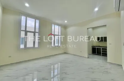 Apartment - Studio - 1 Bathroom for rent in Legtaifiya Lagoon - West Bay - Doha