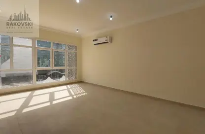 Apartment - 2 Bedrooms - 3 Bathrooms for rent in Al Mansoura - Al Mansoura - Doha