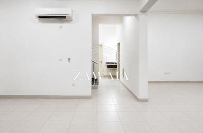 Compound - 6 Bedrooms - 5 Bathrooms for rent in Al Kheesa - Al Kheesa - Umm Salal Mohammed