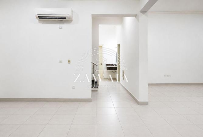 55381119 - Property Main Image
