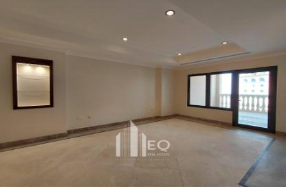 Apartment - 2 Bedrooms - 3 Bathrooms for rent in East Porto Drive - Porto Arabia - The Pearl Island - Doha