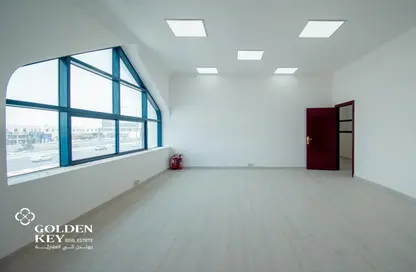 مساحات مكتبية - استوديو - 1 حمام للايجار في المعمورة 18 - المعمورة - الدوحة