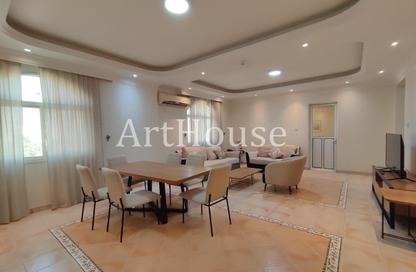 Apartment - 2 Bedrooms - 3 Bathrooms for rent in Al Sadd Road - Al Sadd - Doha