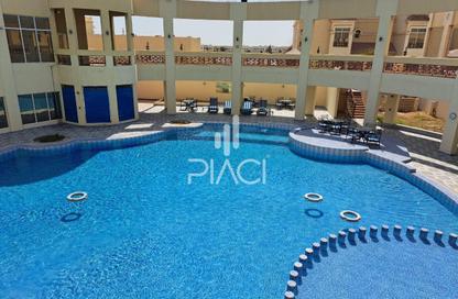 مجمع سكني - 3 غرف نوم - 4 حمامات للايجار في شارع الوعب - الوعب - الدوحة
