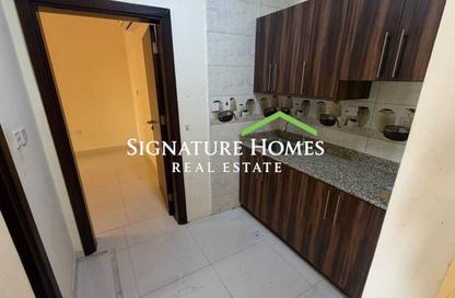 Apartment - 1 Bedroom - 1 Bathroom for rent in Umm Ghwailina Comm - Umm Ghuwalina - Umm Ghuwailina - Doha Apartment - 1 Bedroom - 1 Bathroom for rent in Umm Ghwailina Comm - Umm Ghuwalina - Umm Ghuwailina - Doha