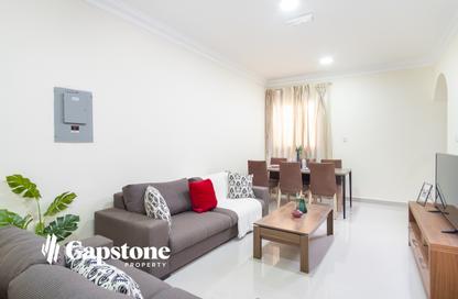 Apartment - 2 Bedrooms - 2 Bathrooms for rent in Abu Talha Street - Fereej Bin Omran - Doha