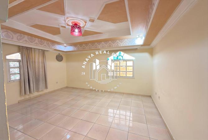 1010557 - Property Image 2