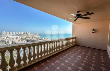 Apartment - 3 Bedrooms - 4 Bathrooms for rent in Tower 31 - Porto Arabia - The Pearl Island - Doha