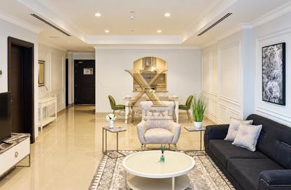 Apartment - 1 - 2 for sale in Tower 28 - Porto Arabia - The Pearl Island - Doha