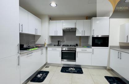 Apartment - 1 Bedroom - 1 Bathroom for rent in Lusail Marina Heights - Marina District - Lusail