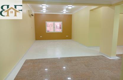 Apartment - 3 Bedrooms - 2 Bathrooms for rent in Al Mansoura - Al Mansoura - Doha Apartment - 3 Bedrooms - 2 Bathrooms for rent in Al Mansoura - Al Mansoura - Doha