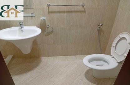 Apartment - 3 Bedrooms - 2 Bathrooms for rent in Al Mansoura - Al Mansoura - Doha