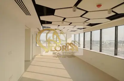 Warehouse - Studio - 7+ Bathrooms for rent in Ras Abu Aboud - Doha