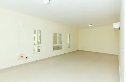 Apartment - 2 Bedrooms - 2 Bathrooms for rent in Al Sadd Road - Al Sadd - Doha Apartment - 2 Bedrooms - 2 Bathrooms for rent in Al Sadd Road - Al Sadd - Doha