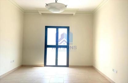 Apartment - 2 Bedrooms - 3 Bathrooms for rent in Qanat Quartier - The Pearl Island - Doha