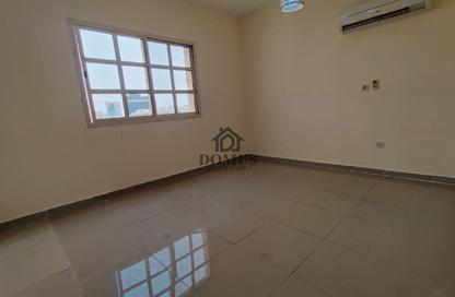 Apartment - 2 Bedrooms - 2 Bathrooms for rent in Anas Street - Fereej Bin Mahmoud North - Fereej Bin Mahmoud - Doha